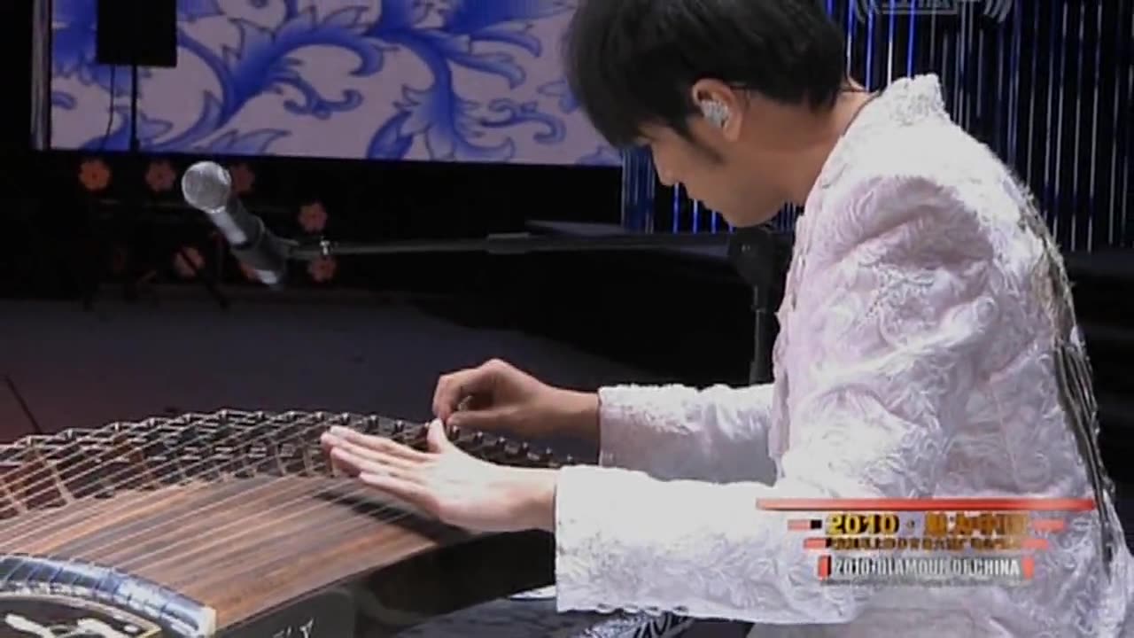 [图]【周杰伦&宋祖英】2010魅力中国上海演唱会-天涯歌女&春天里&菊花台&千里之外&双截棍&友谊地久天长