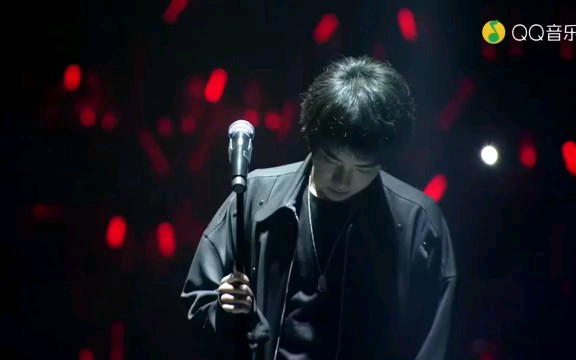 [图]华晨宇–我离孤单几公里(2016火星演唱会深圳站)