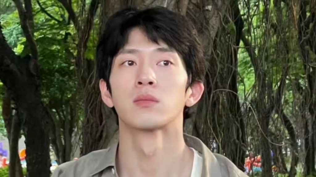 贾玲,井柏然,赵露思,迪丽热巴,二婚女星,唐艺昕和李沁