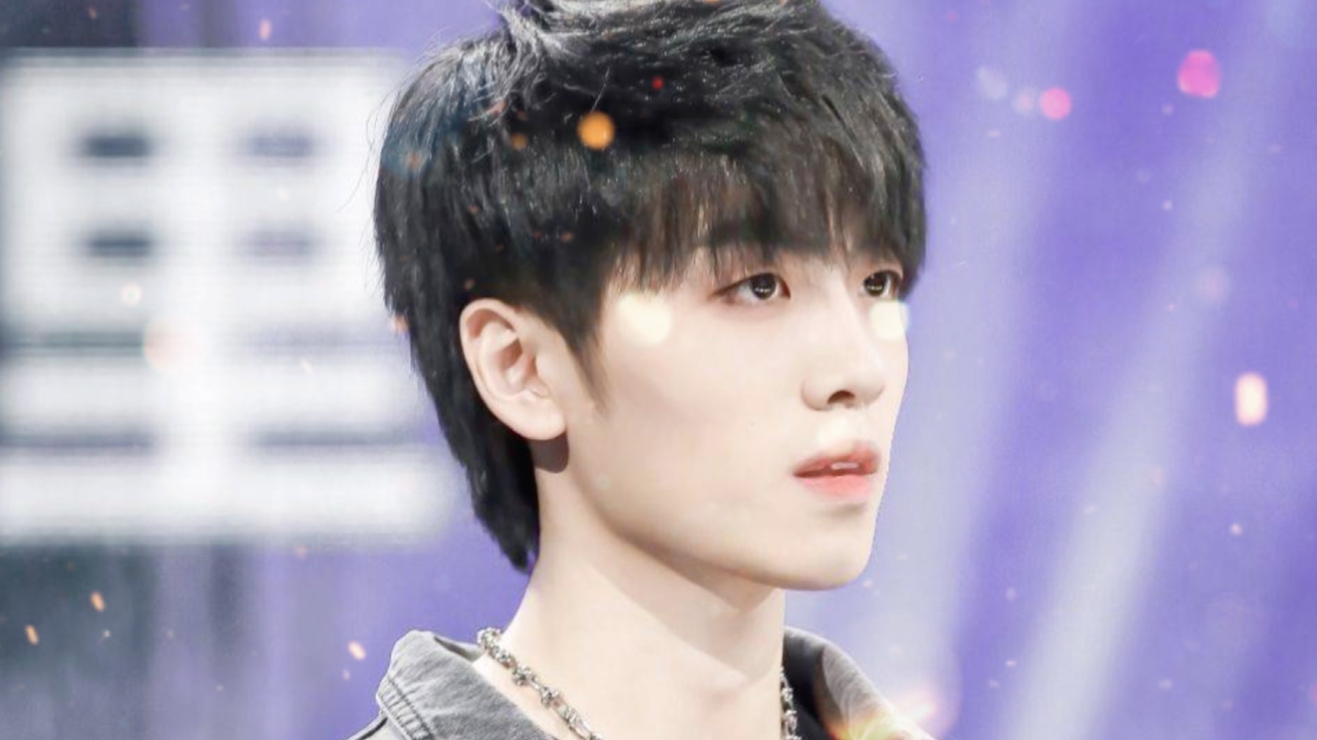 魏宏宇 不在爆料后跟风 不在澄清后解释不在辉煌时慕名而来 不在低谷