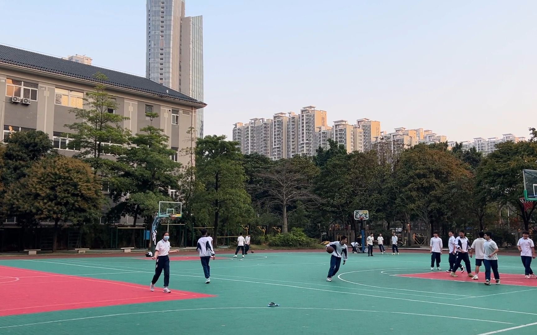 广州市天河中学 弹射 梁宝琪(2022纸飞机全国赛)