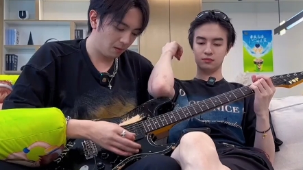 舞台2023歌手请回答#林哲宇 #邵浩帆 挑战共用脑电波!