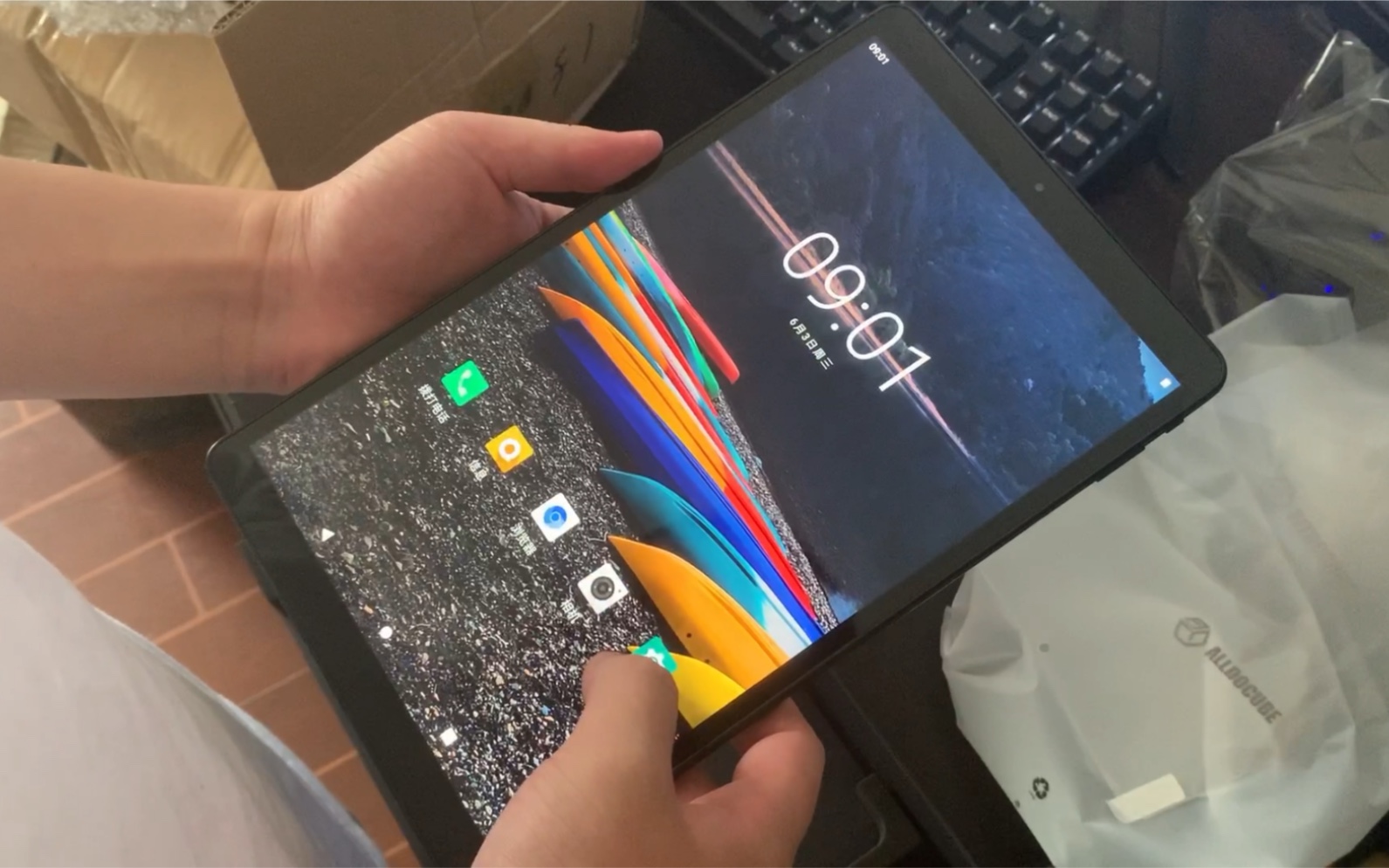 酷比魔方iplay20 开箱_哔哩哔哩 (゜-゜)つロ 干杯~-bilibili