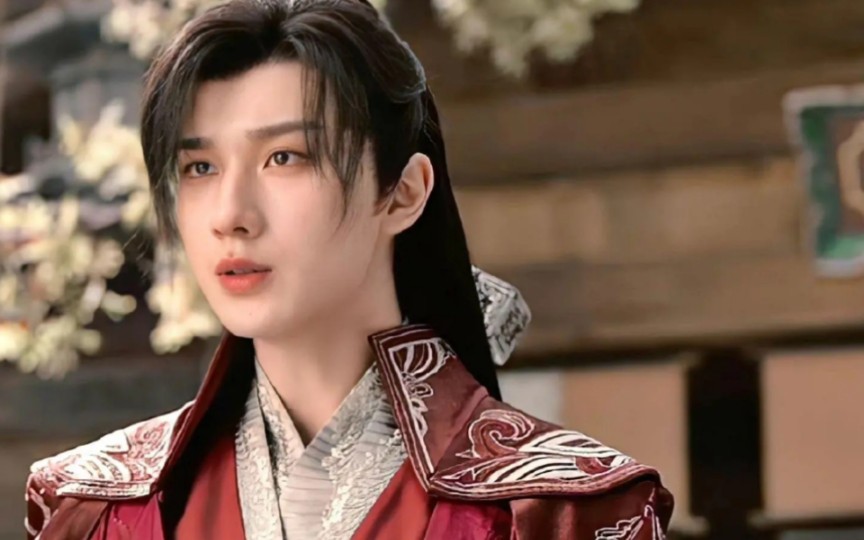 鲜衣路马萧楚河