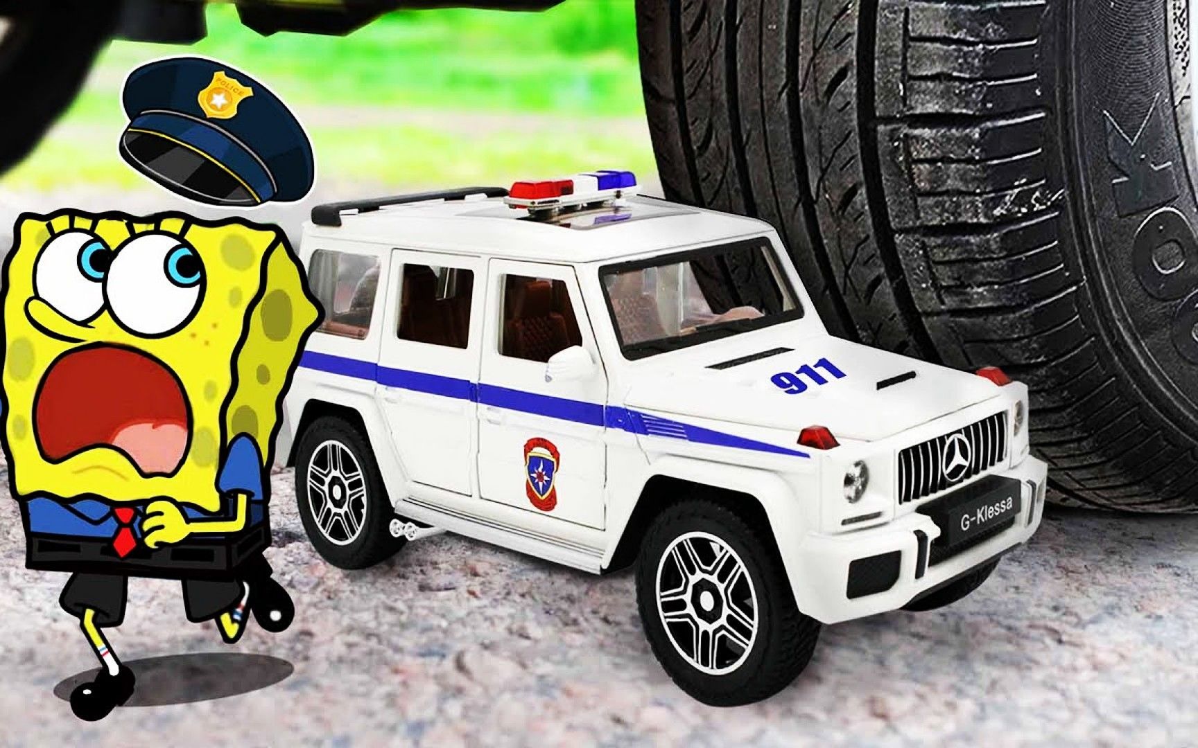 解压动画:海绵宝宝vs警车,对抗大轮胎的碾压之力,谁更强?