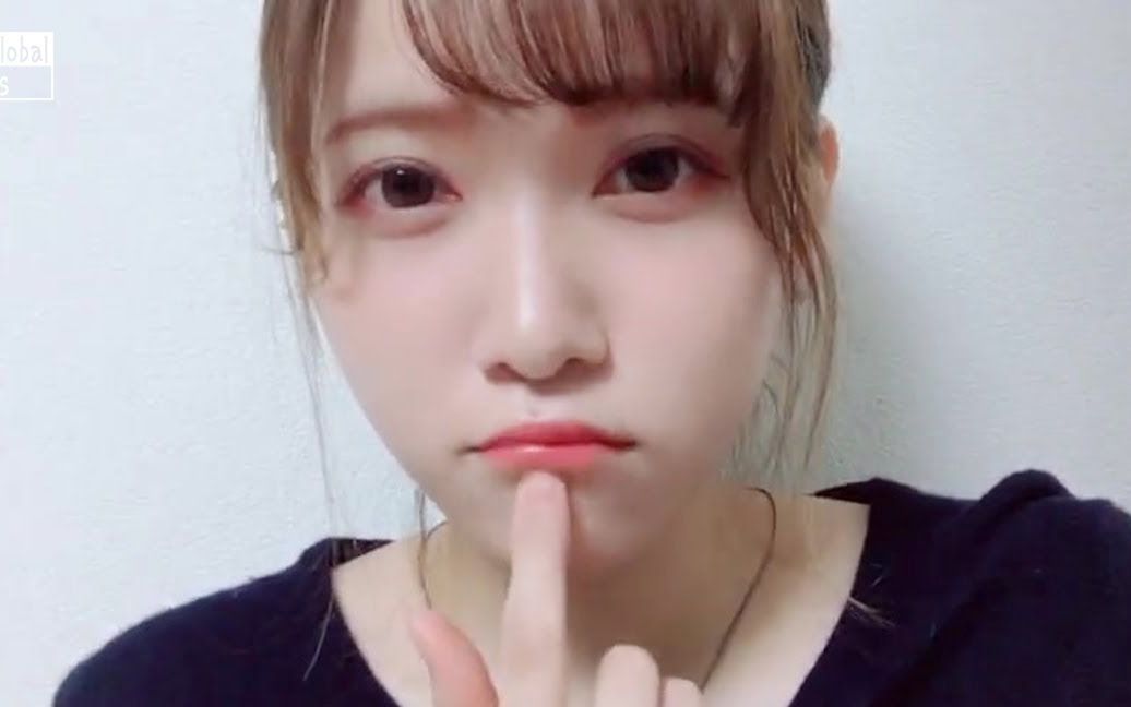 【百万推荐】看着小姐姐抿嘴唇 我有点找不到东南西北_哔哩哔哩_bili