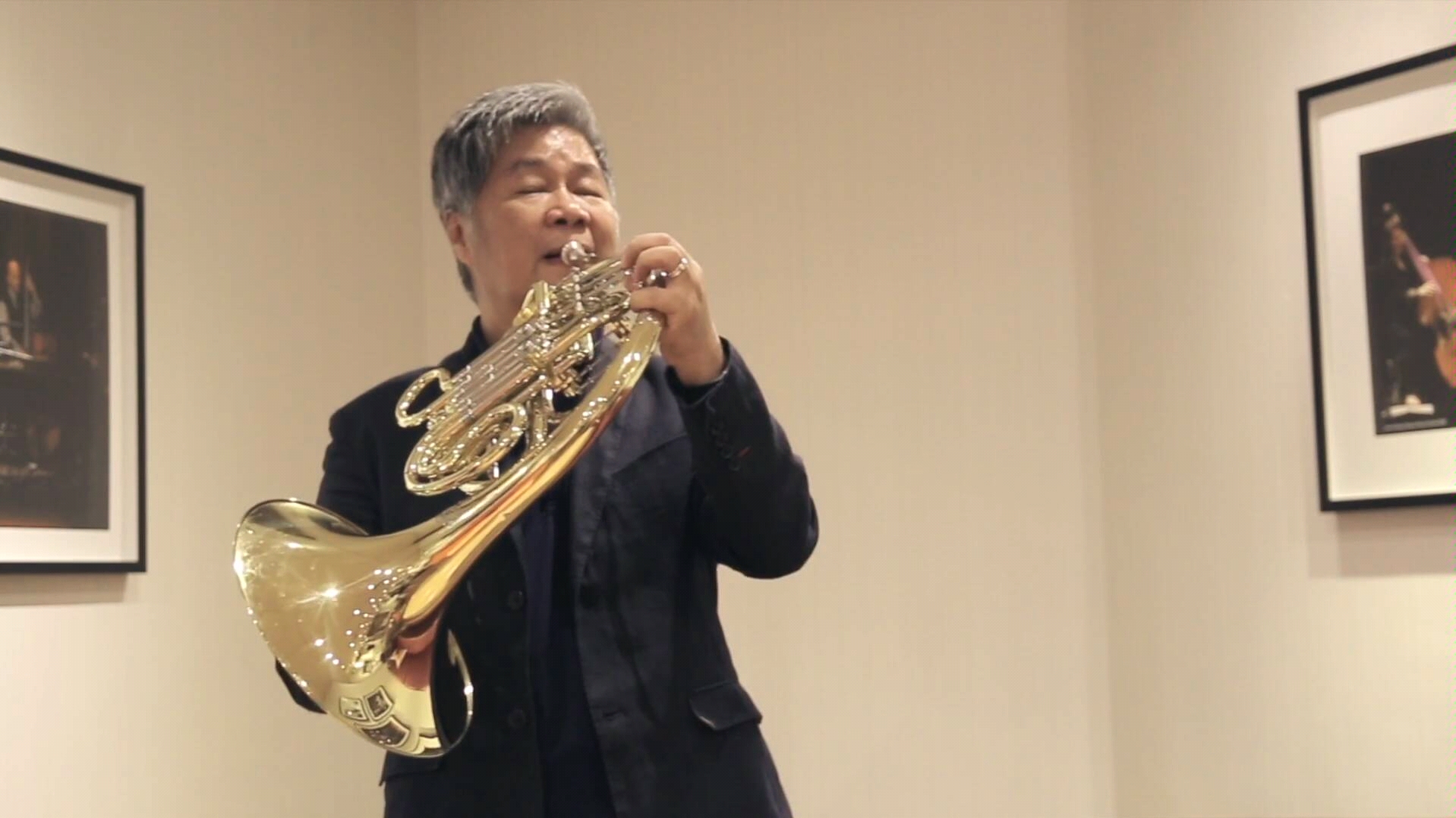 圆号乐队片段著名华人圆号演奏家韩小光讲述演奏马勒第五交响曲第三