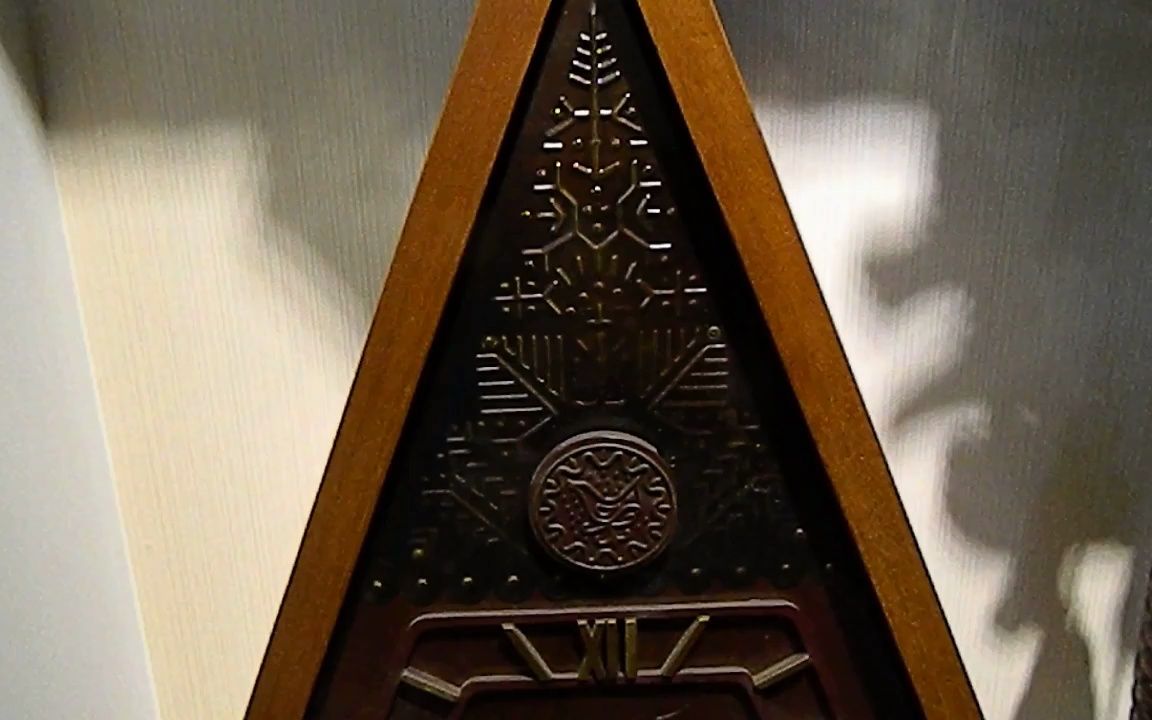 苏联产的布谷鸟钟 布谷鸟报时钟 机械布谷鸟挂钟