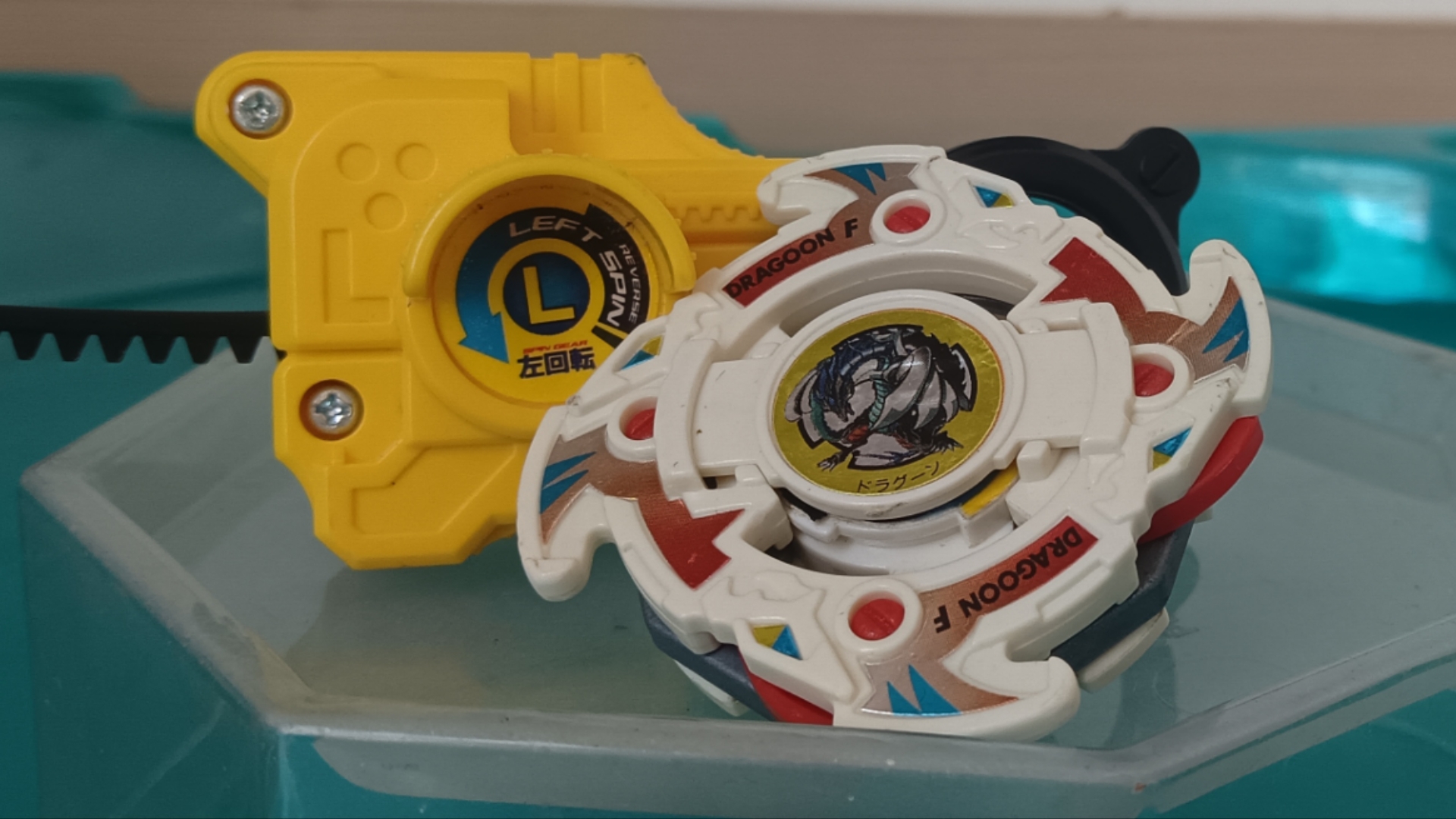 爆旋陀螺旧世代～青龙f龙骑士f 菜就菜吧,起码帅呀