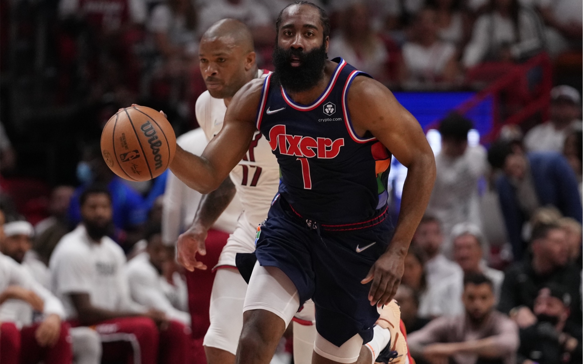 哈登和恩比德发挥皆失常费城76人全队最高得分不超过18分热火7人得分