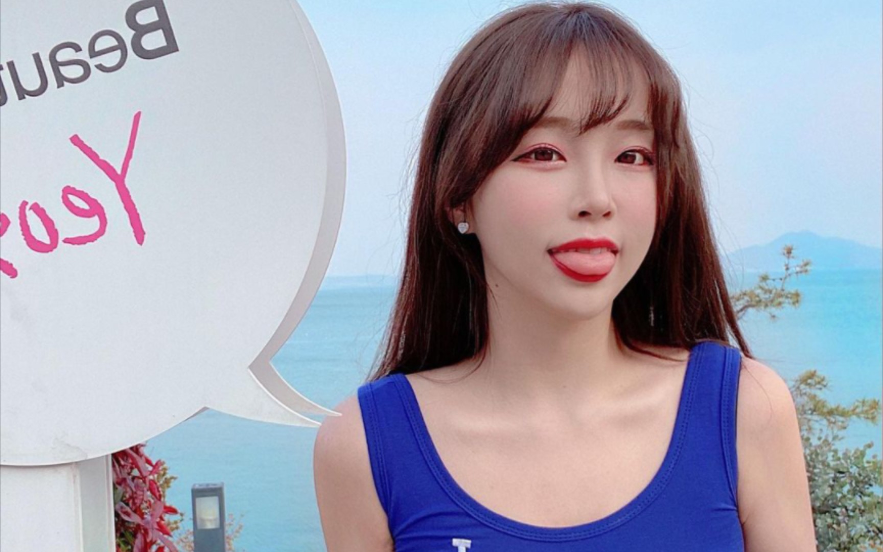 金雅英coco:眼神勾芡,你的老婆金雅英coco ins照片集7