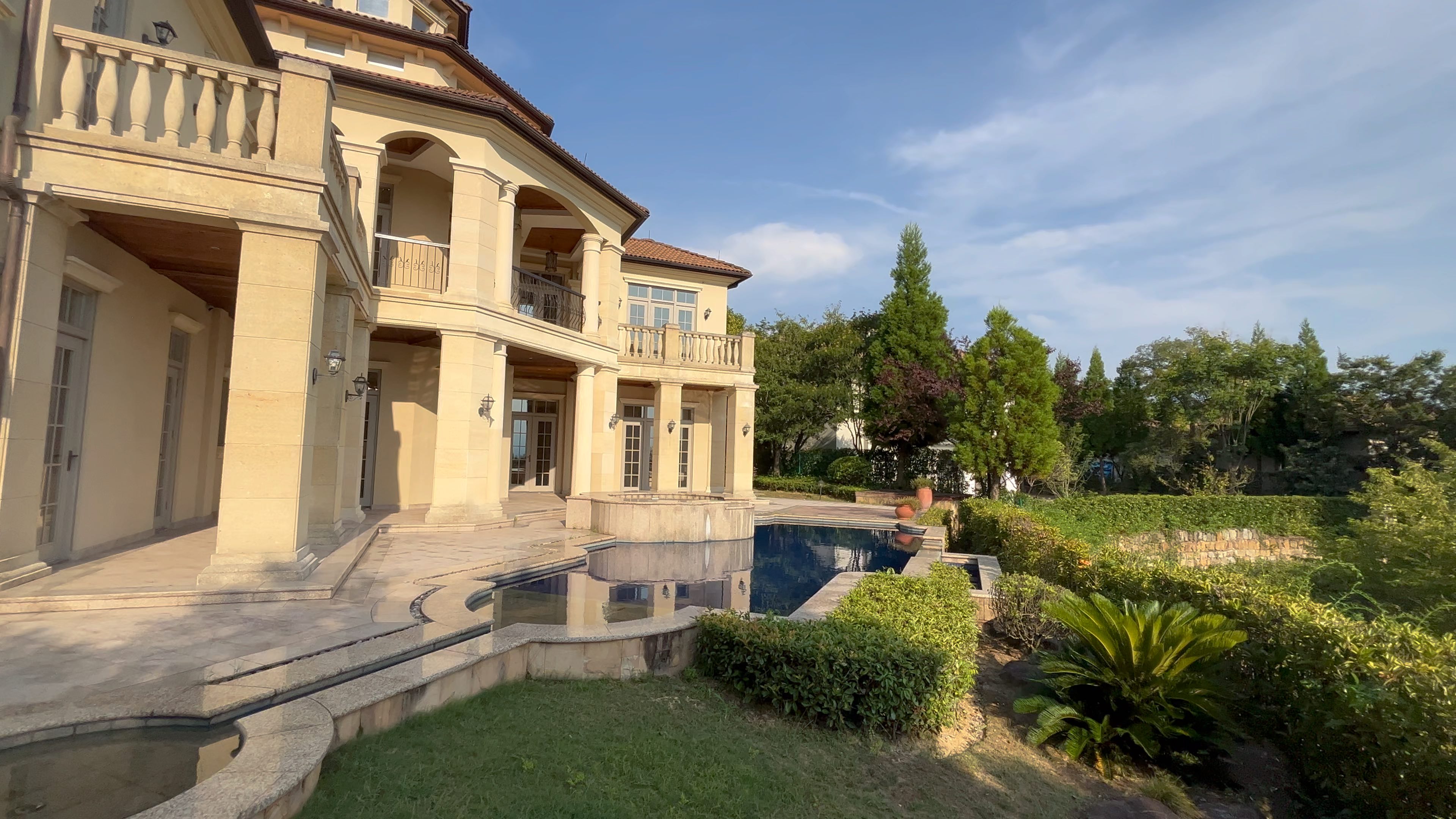 杭州豪宅天屿山顶独栋别墅40号豪华装修3000w