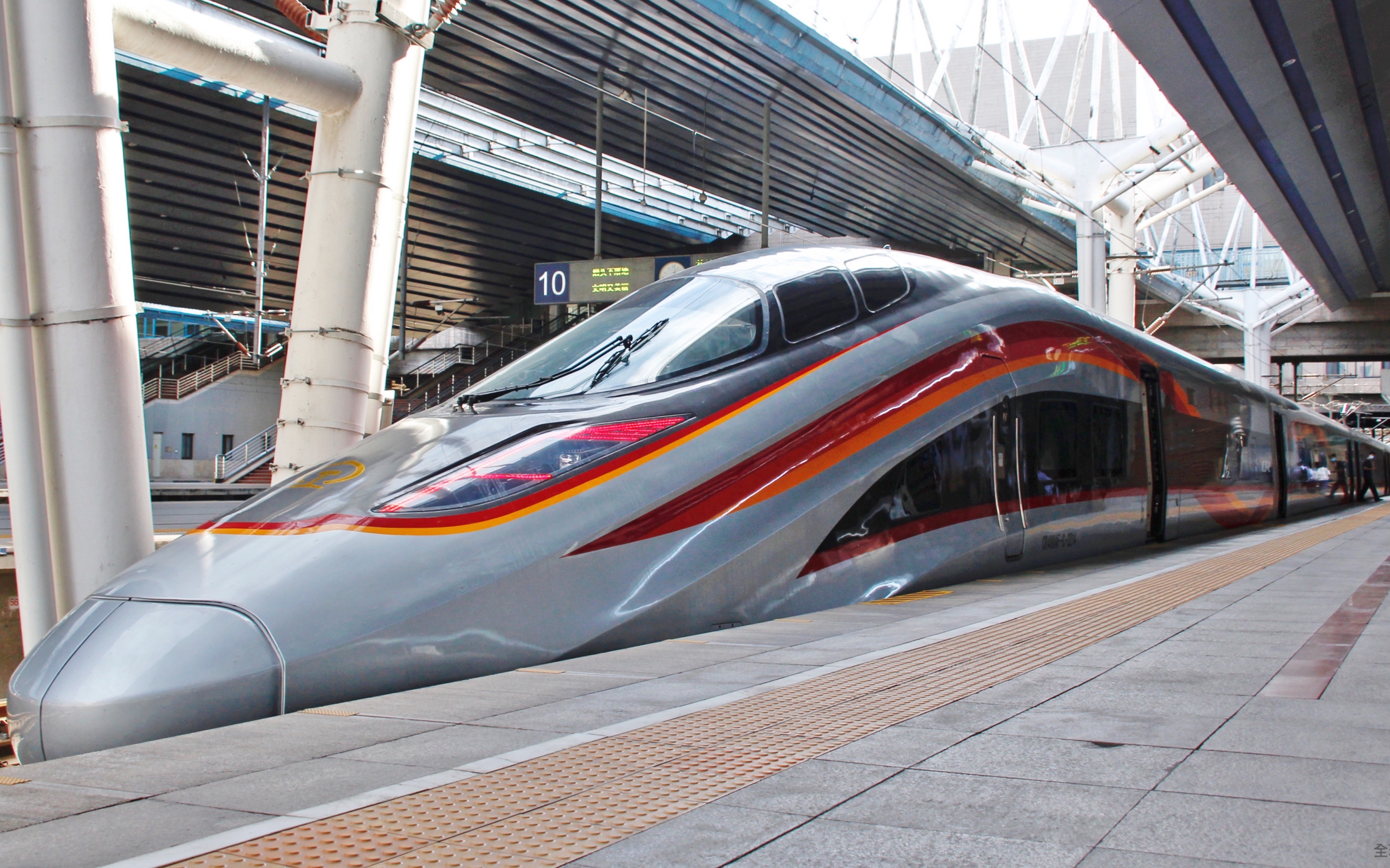 体验京雄城际复兴号cr400af-c智能动车组