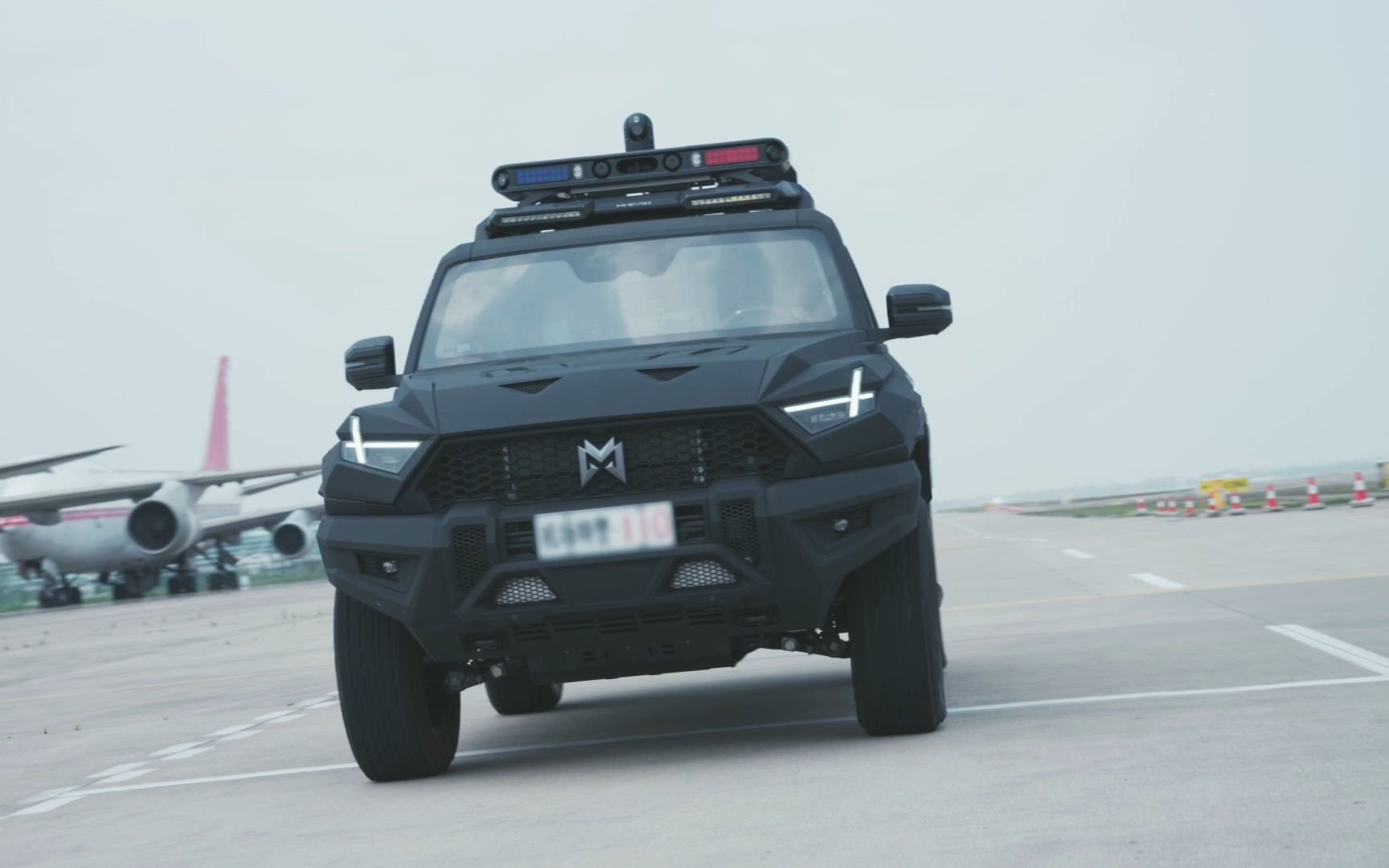 猛士917反恐处突车功能展示片