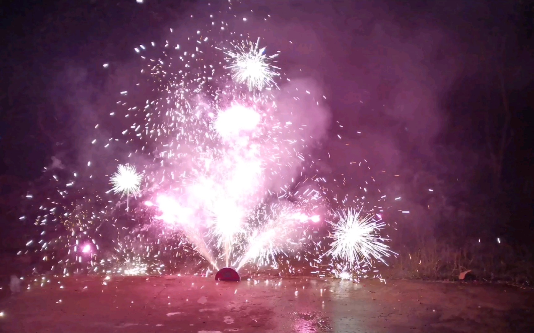 烟花:孔雀开屏_哔哩哔哩_bilibili