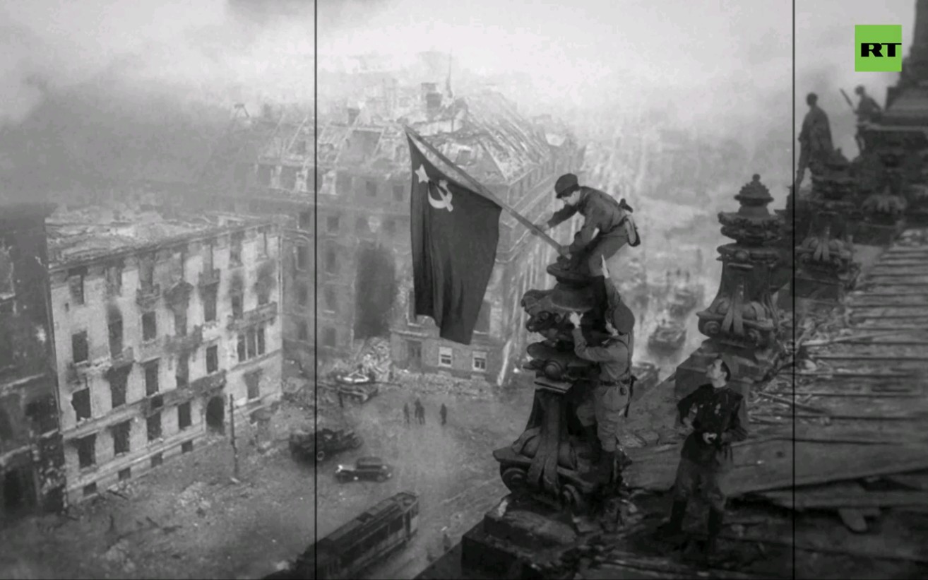 苏联插旗国会大厦电影图片
