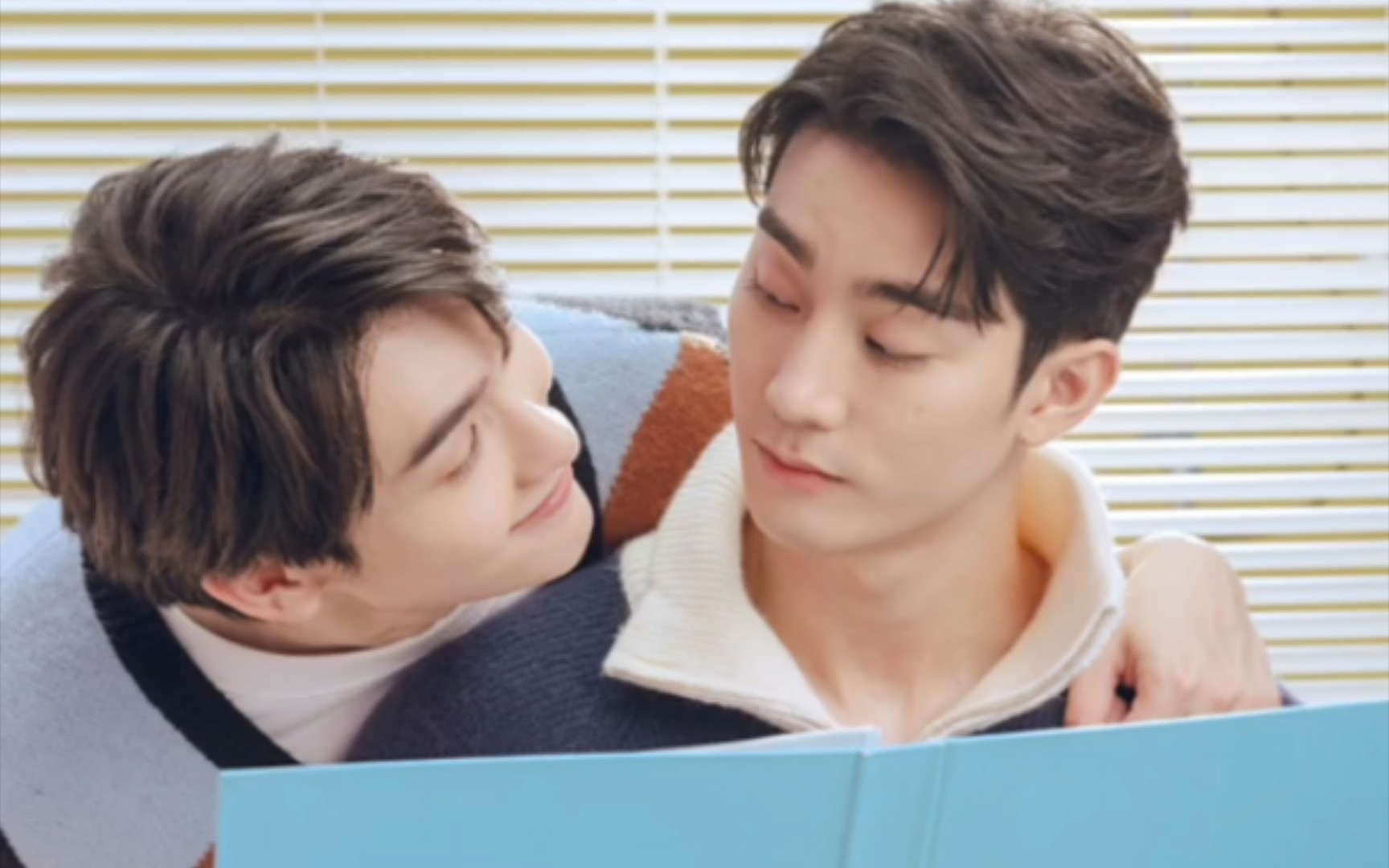 [恋爱实习生/forcebook]只有菜鸟实习生才能顺利拿下霸道总裁