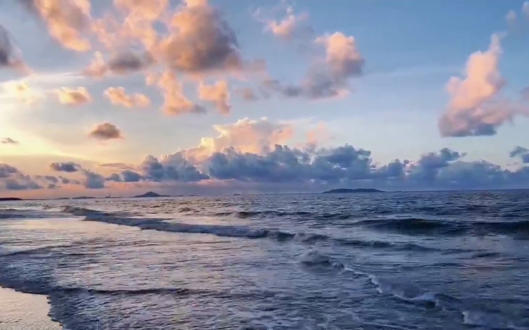 阿拉斯加海湾的海水图片