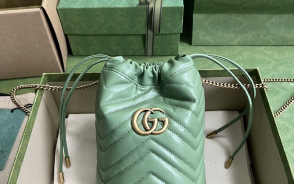 古驰gg marmont matl迷你水桶包,原厂绿盒包装,鼠尾草绿色,2023春夏