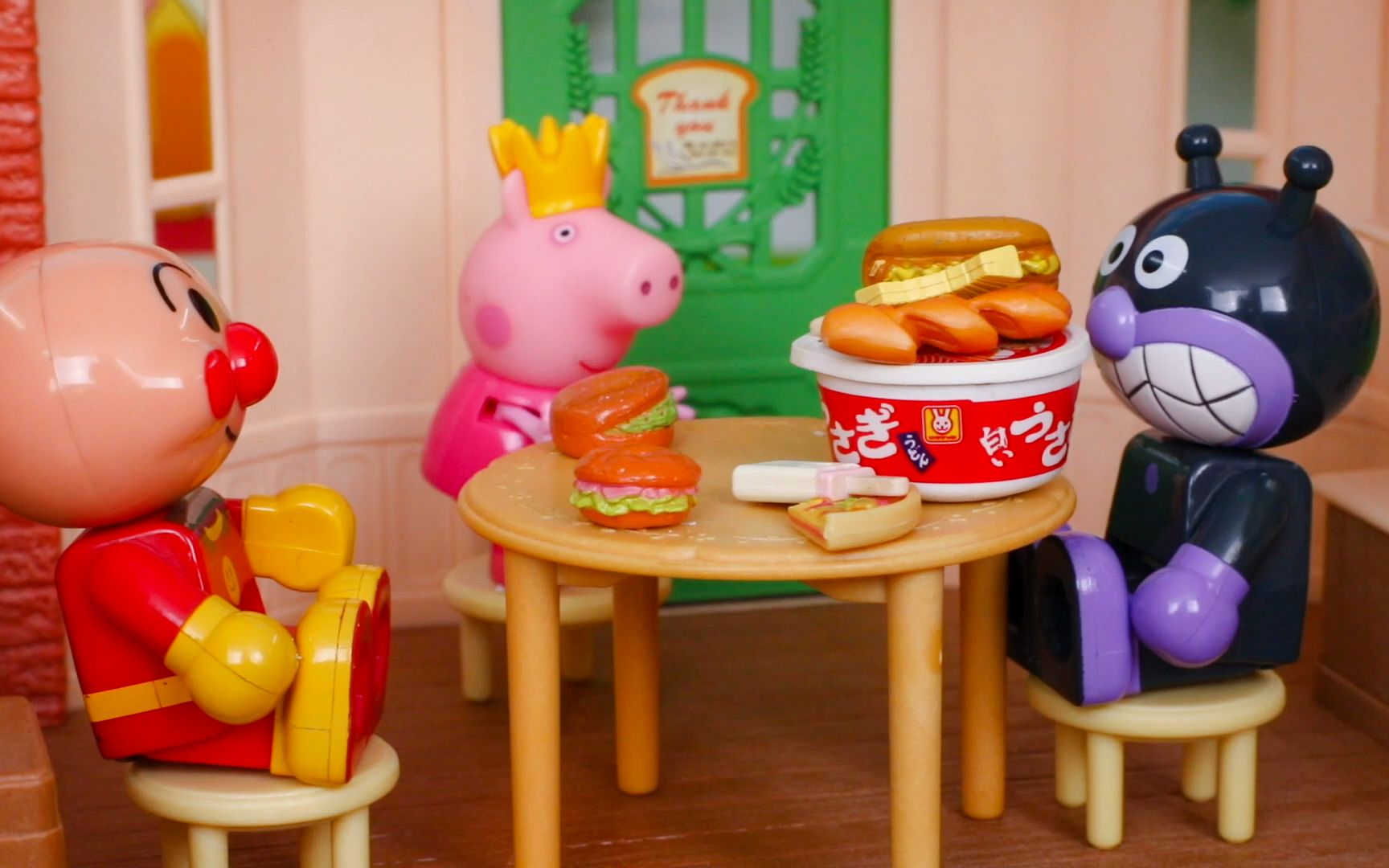 呱呱小镇玩具王国小猪佩奇和伙伴去吃自助餐细菌小子却不见了