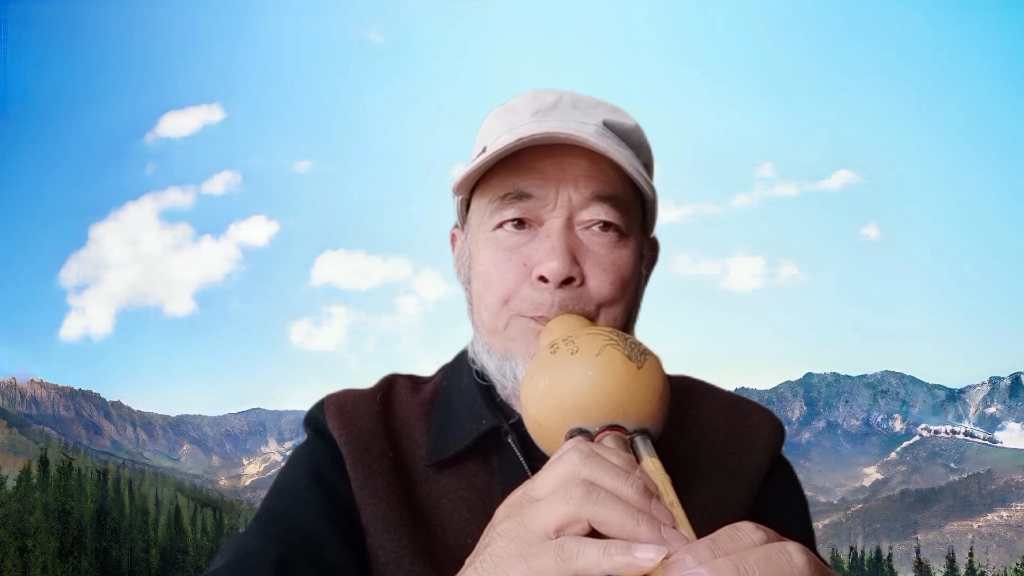 葫芦丝演奏《铁血丹心》