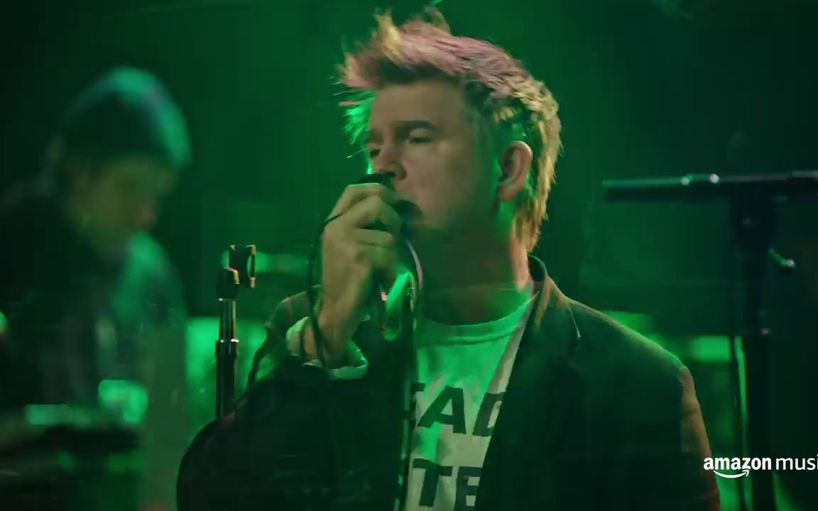 [图]LCD Soundsystem ‘christmas will break your heart' (live holiday special edition)