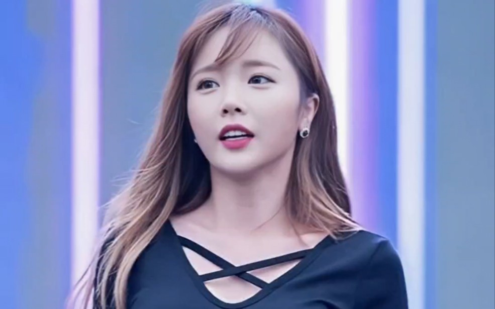 韩国美女#洪真英#这样的身材你喜欢吗?