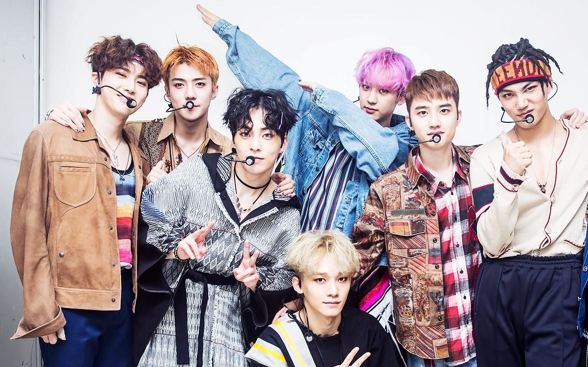 exosc小分队初舞台饭拍,这颜值真的太棒了,不愧是exo的颜值担当