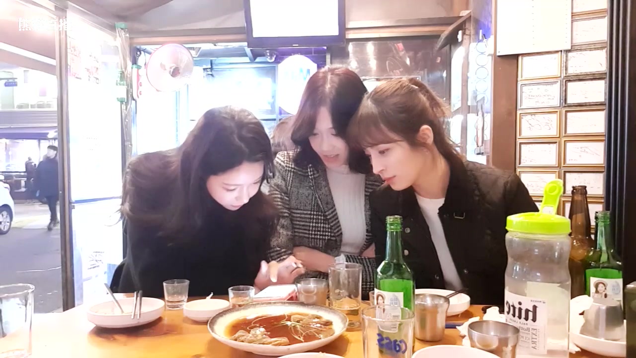 11-04pandagirls韩敏英:和美女们喝酒2