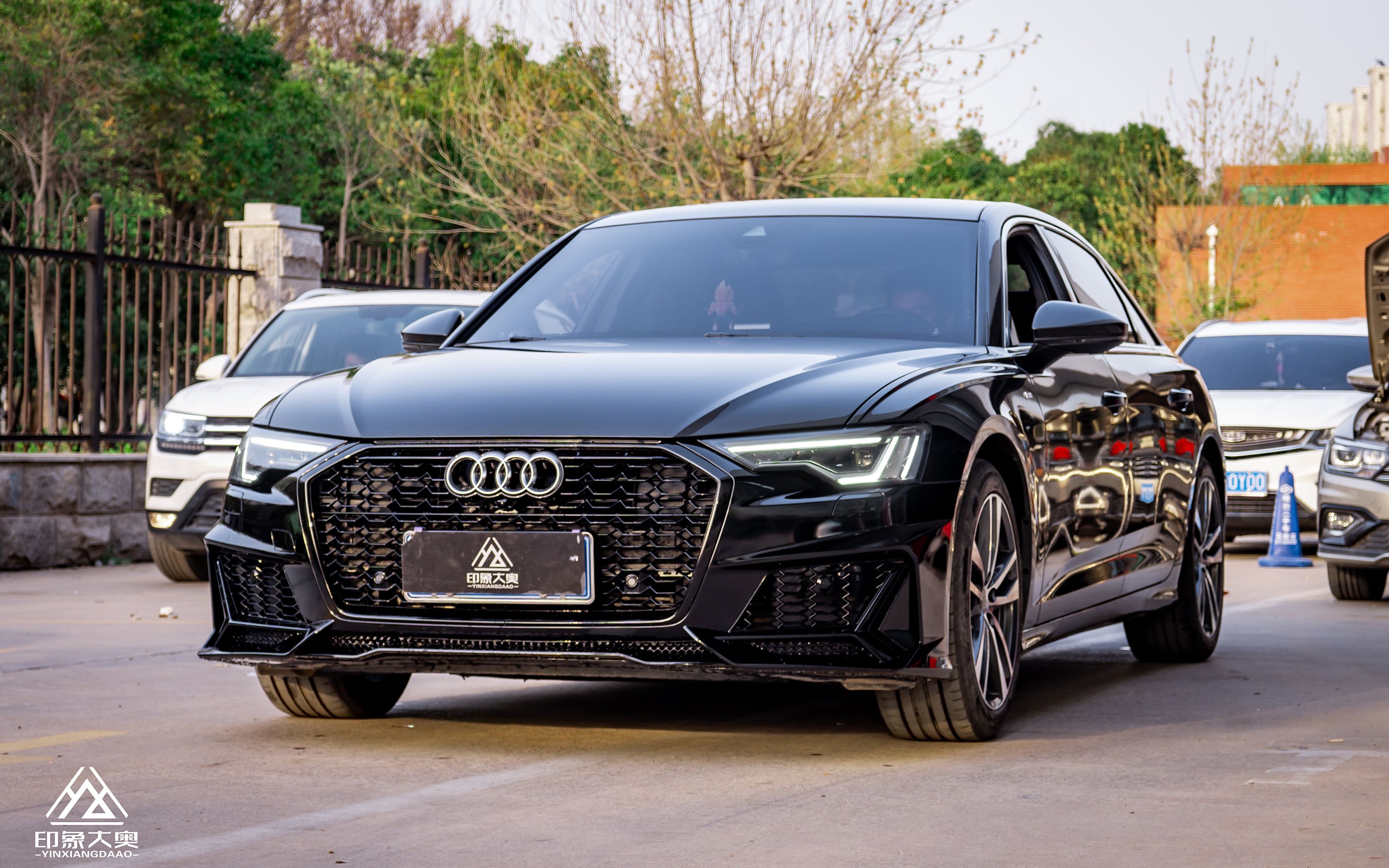 改装推荐-20款奥迪a6l,改装mtm运动套件 氛围灯,同配置最值得升级的