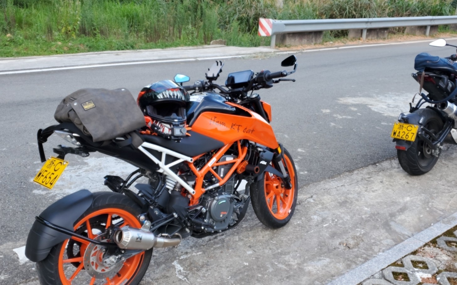 【ktm390vlog10】大哥带路,ktm390的第一次跑山压弯好慌好水好抖好香