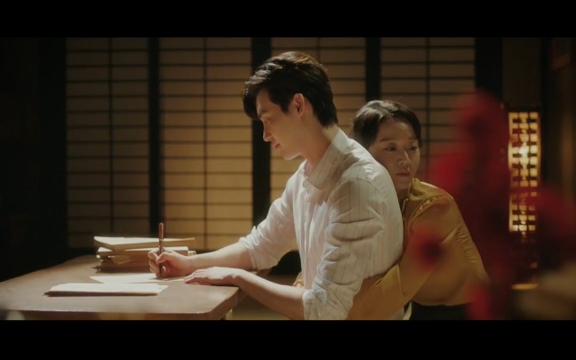 死之咏赞李钟硕申惠善为爱与信仰向死而生