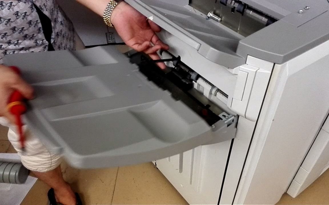 理光复印机分页器安装视频2_哔哩哔哩_bilibili