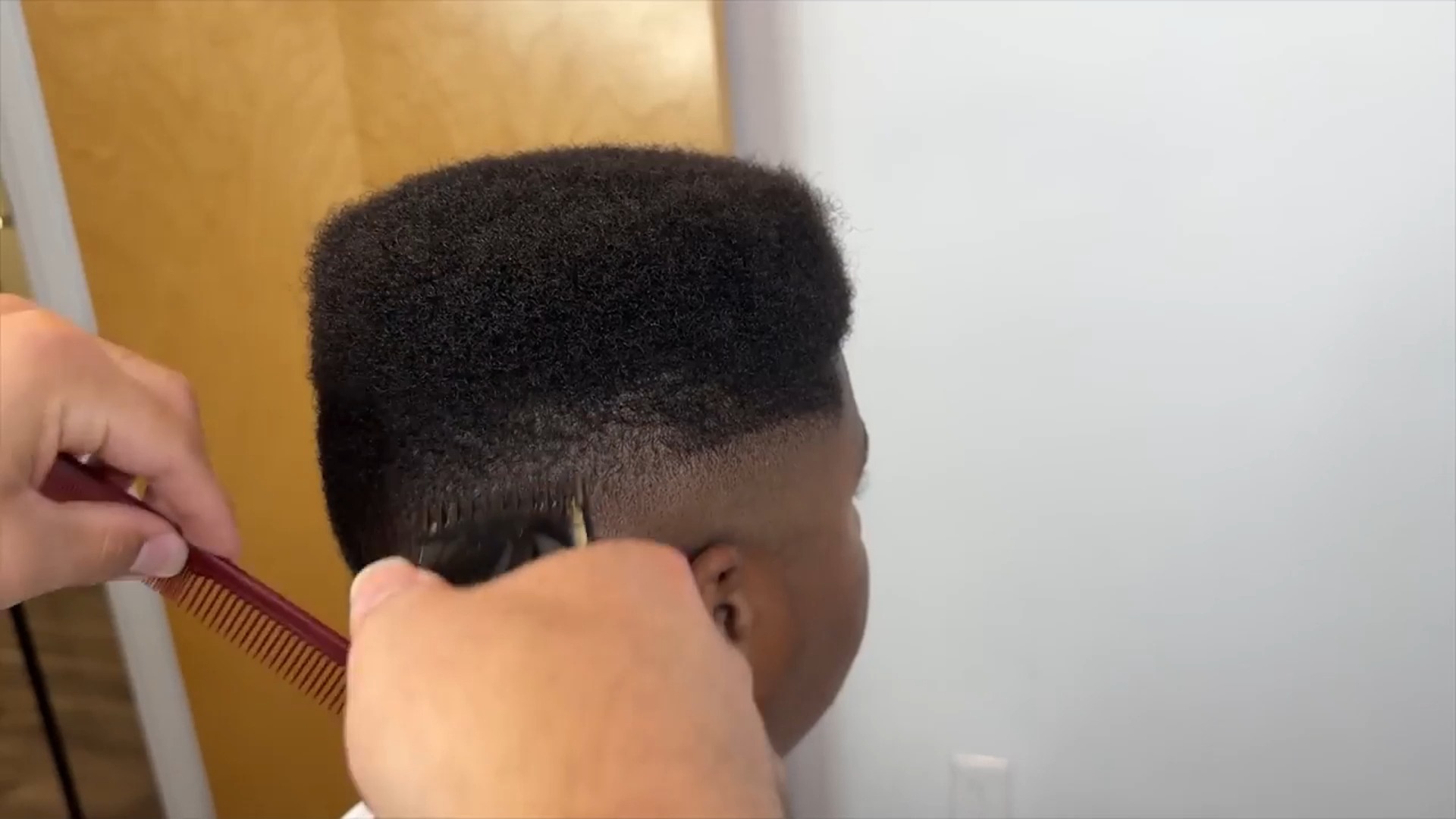 这款男士平头不一般,精致有型,让人过目不忘