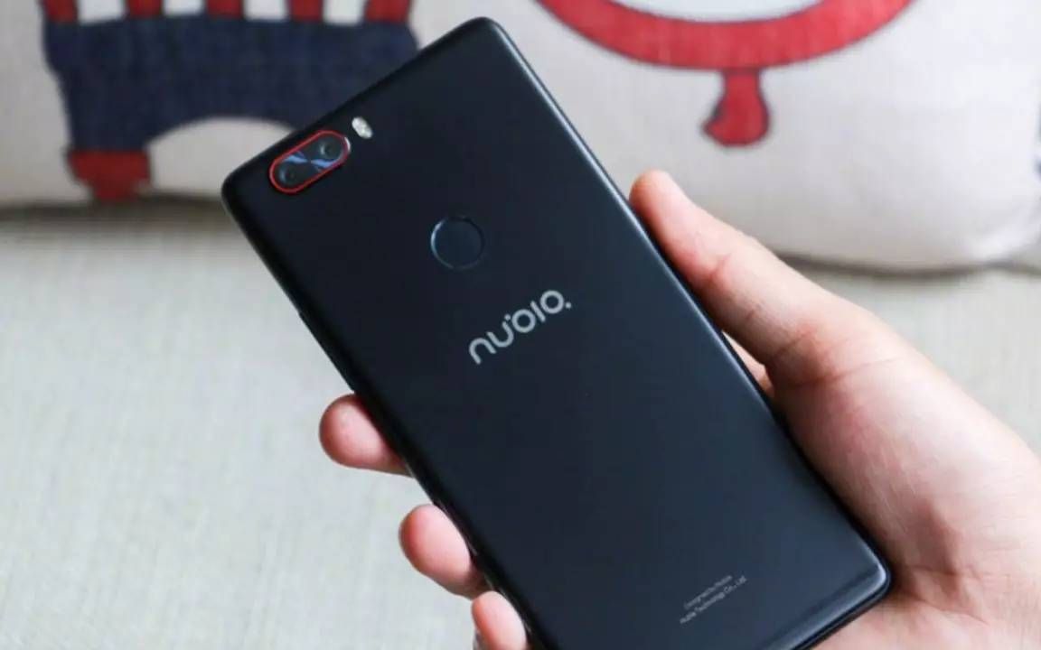 友商开始降价清仓8gb骁龙835nfc无边框售价仅为2299元