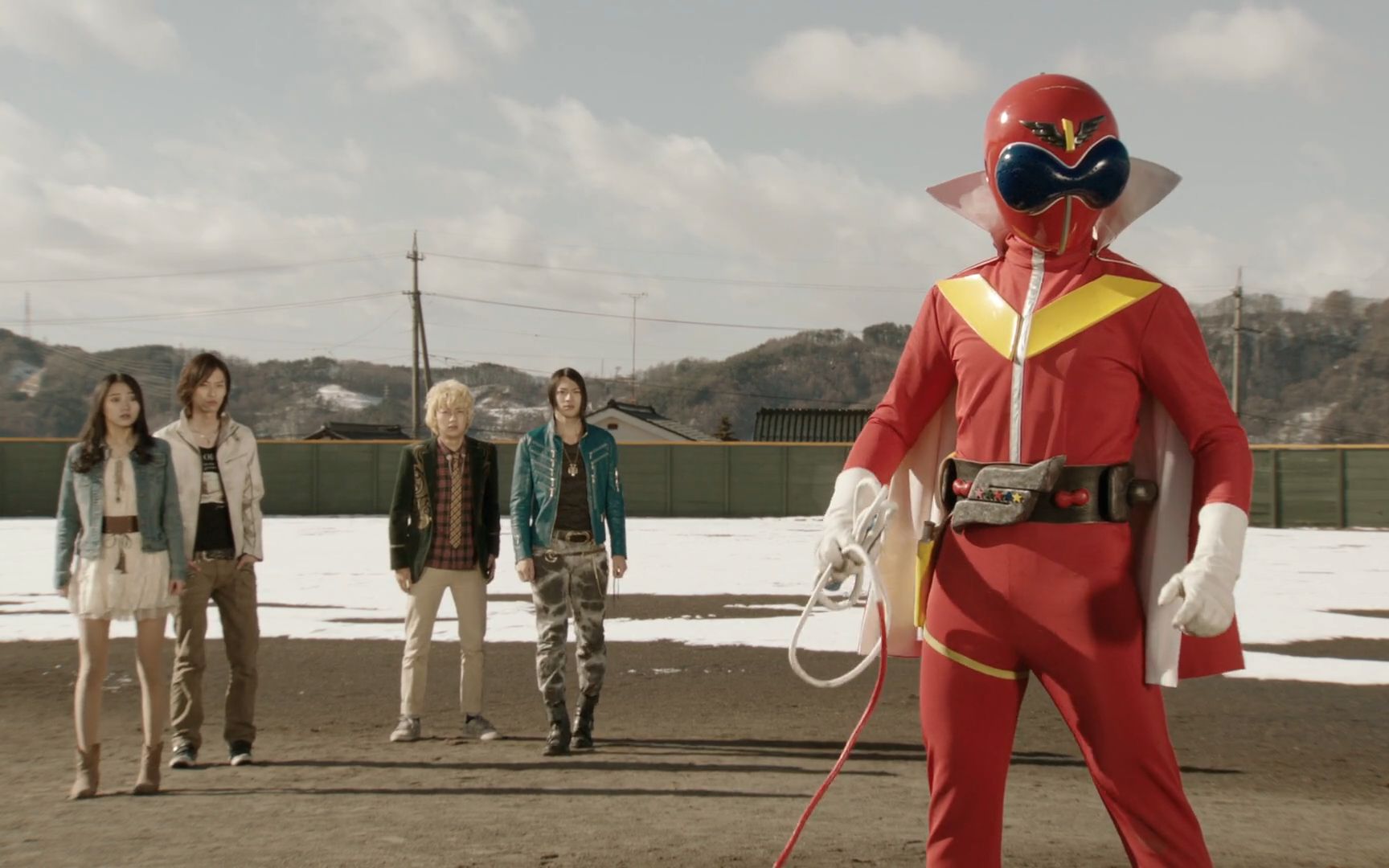 一直注视着超级战队后辈成长的大前辈——赤连者在后辈作品的登场合集