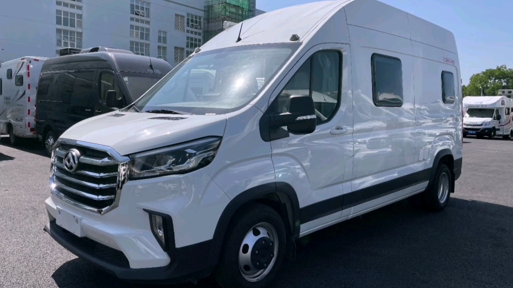 新到21年上牌国六准新车舜宇大通v90b型房车