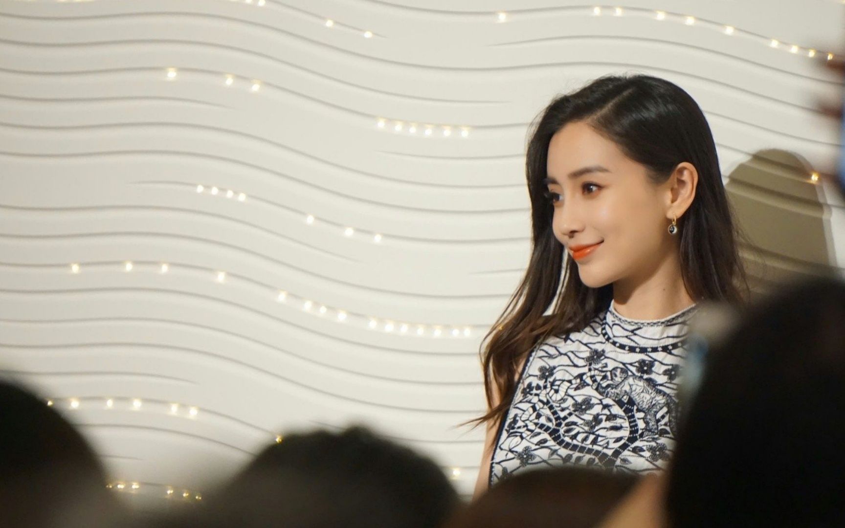 女星杨颖angelababy旗下私募基金注销:原因为决议解散