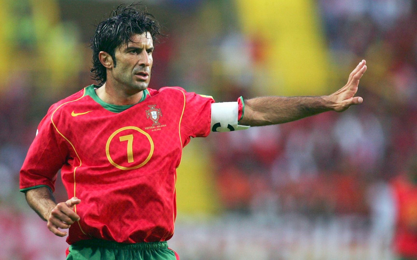 菲戈掌控全场,小小罗传射建功,04欧洲杯葡萄牙淘汰荷兰挺进决赛