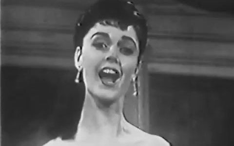 [图]Anna Maria Alberghetti sings Queen of the Night (1955)