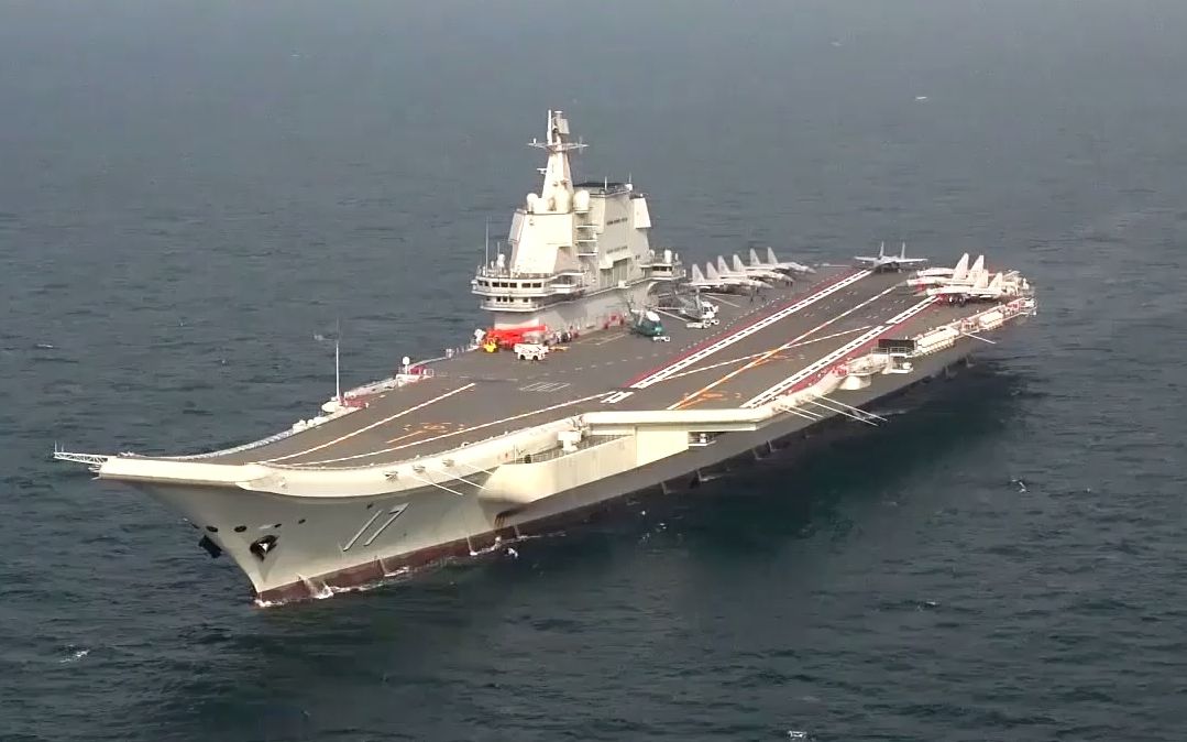 多模块同步分练 山东舰在某海域进行试验训练