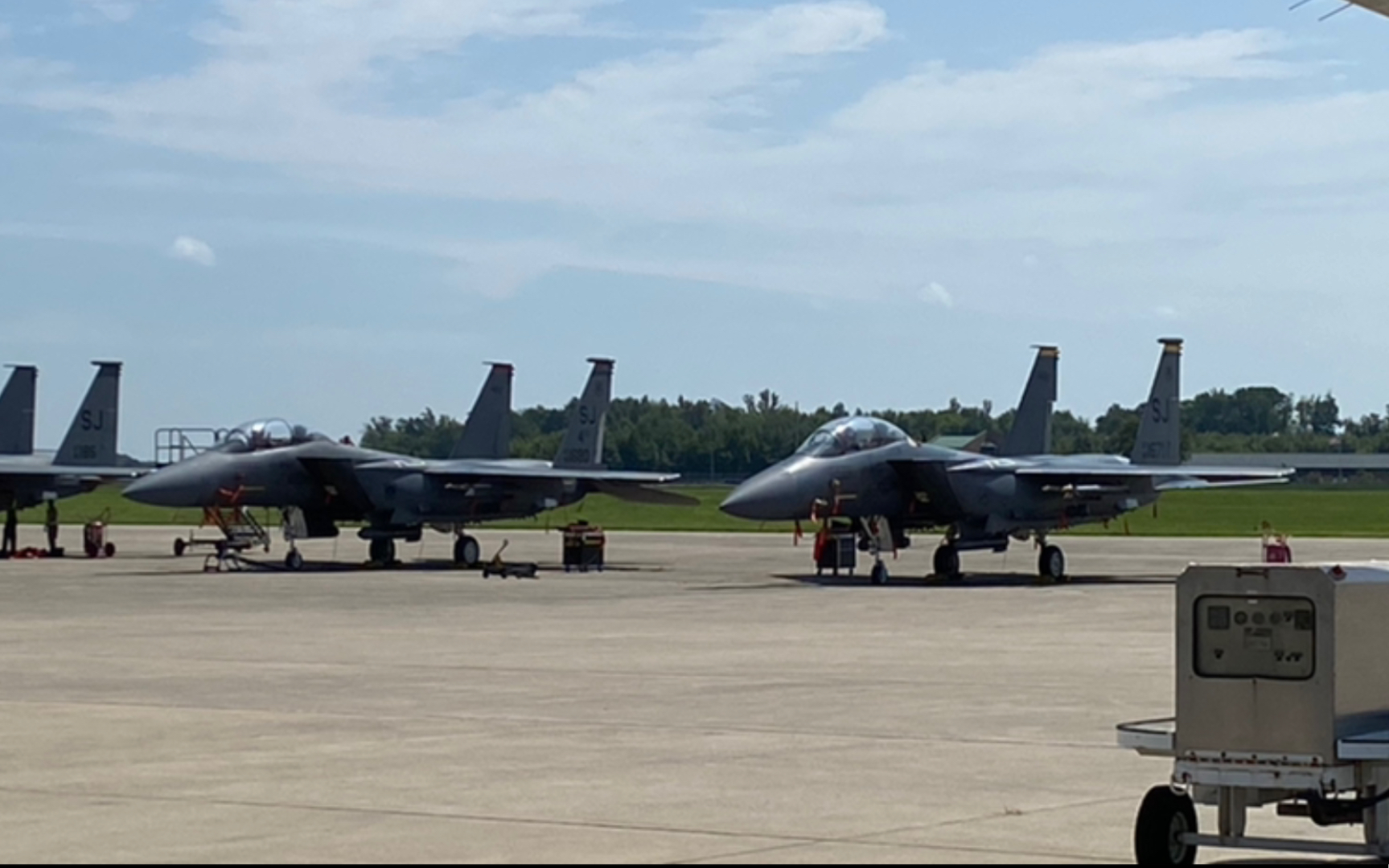 美国特雷霍特区域机场军用飞机活动_哔哩哔哩_bilibili