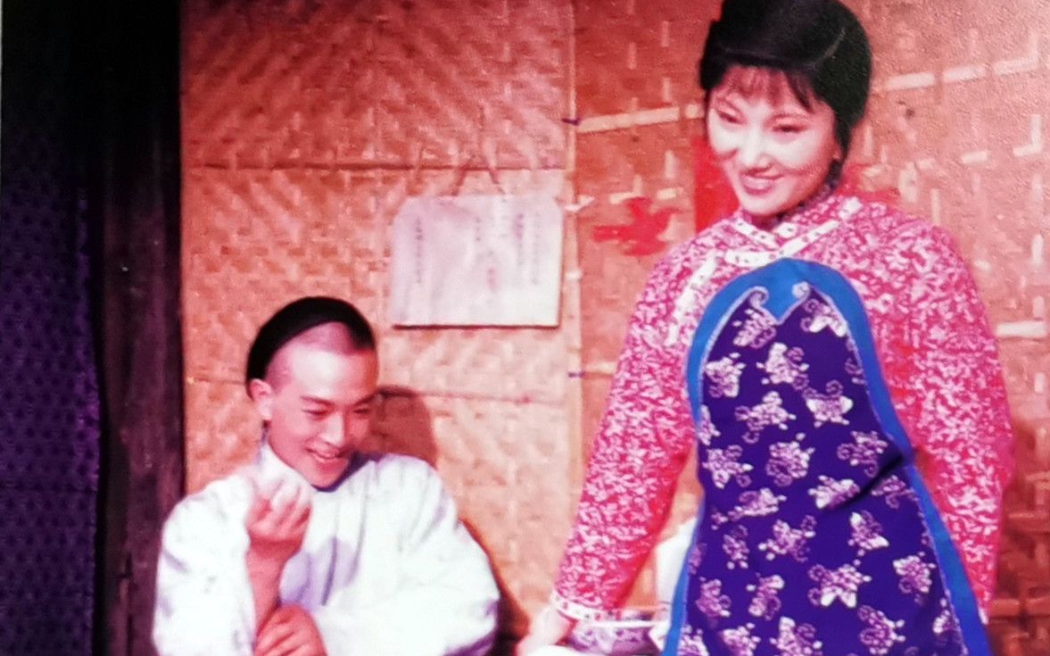 浙江越剧院《箍桶记》vcd完整版(张瑞春 丁沙生 张弓 梁永璋)_哔哩