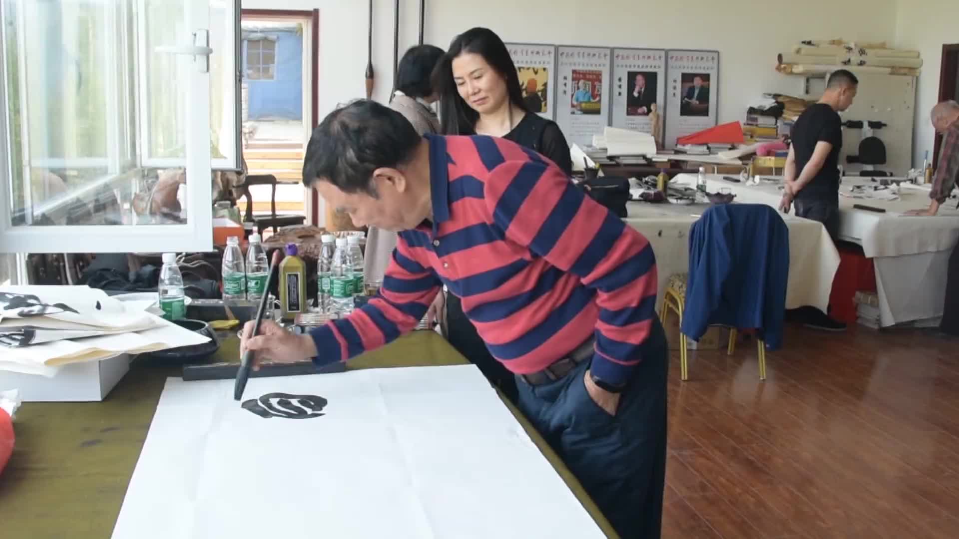 安宁走基层:欣赏一下傅双喜将军的书法