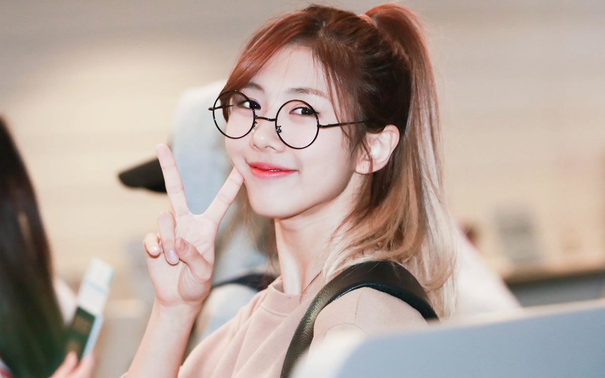 dreamcatcher金裕贤171004签售会flyhigh合集