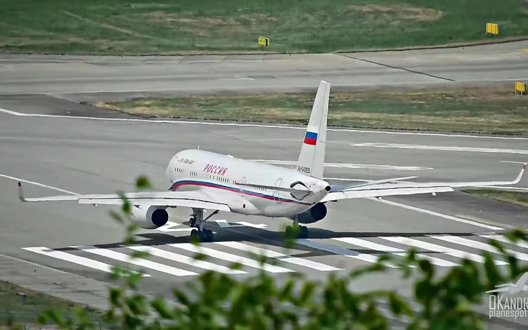tu-204-300起飞