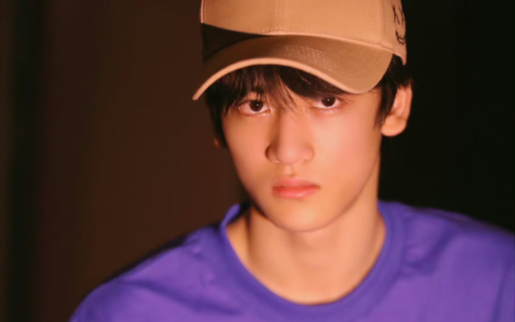 邓佳鑫怎么可以帅成这样?啊啊啊啊