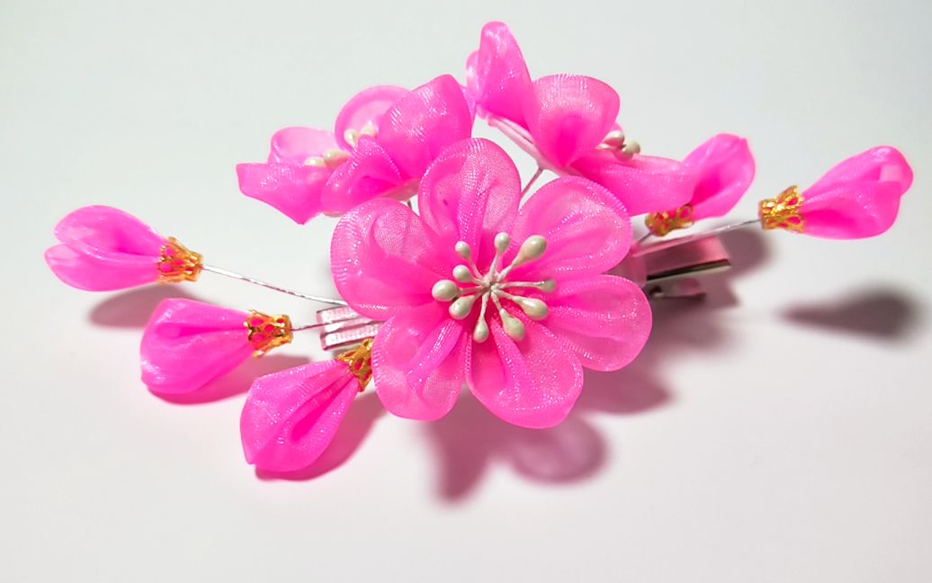 2020年3月28日原创少女桃花发夹姹紫嫣红