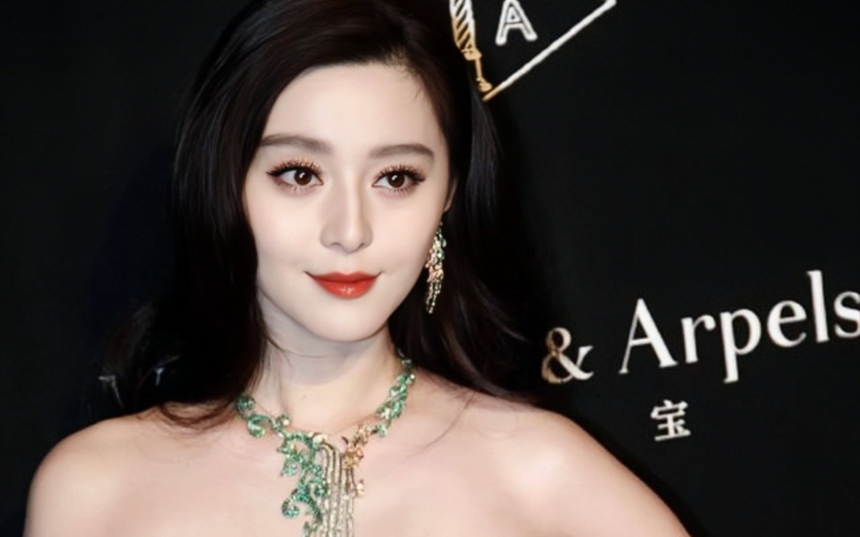 范冰冰|太漂亮啦 活该被夸 一颦一笑都好美