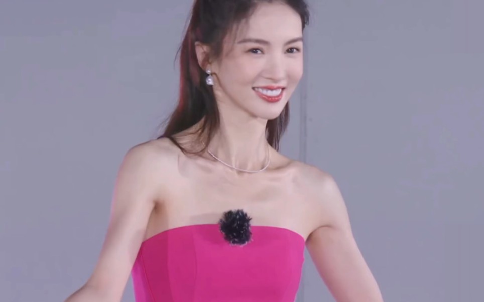 《花儿》美死我吧好牛真的很美啊#金晨#桃李杯花儿#金晨花儿